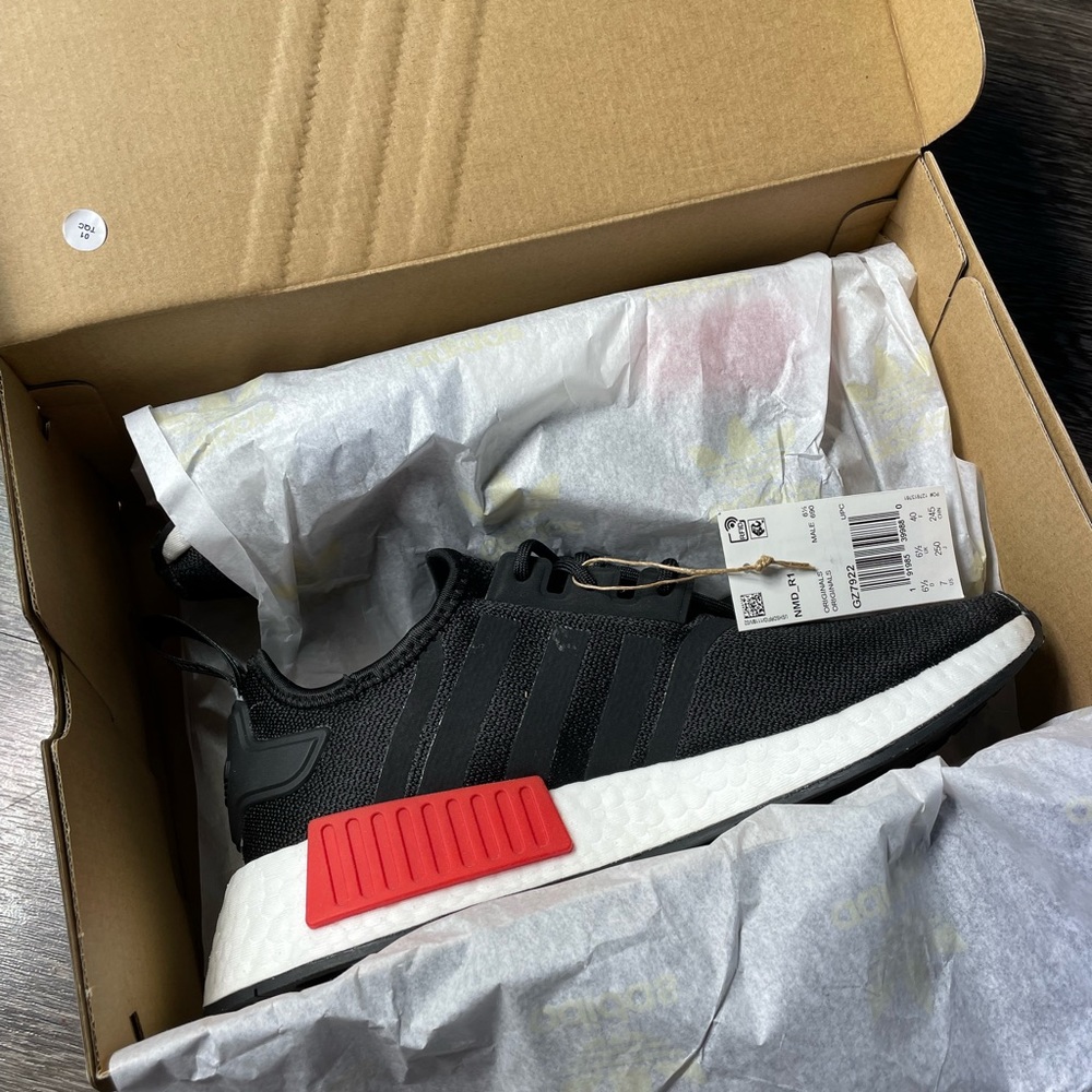 NWT Adidas NMD r1 ultra boost men's 7 - Picture 4 of 5